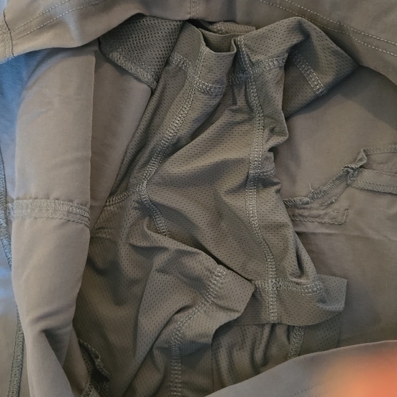 Duluth Trading Dry on the Fly Skort Tech Skirt UPF 50 Pockets - Picture 4 of 10